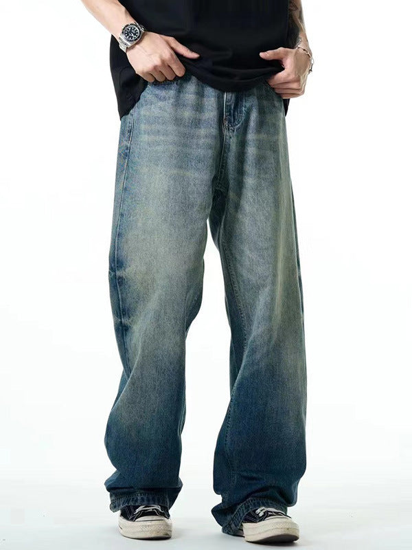 Jeans da uomo alla moda, blu lavati e consumati